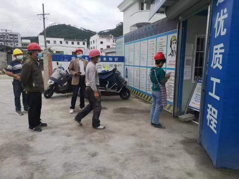 屯溪城建投公司多措并舉，筑牢建筑工地“防疫墻”