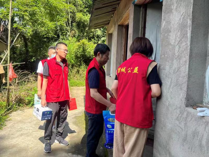 國投大愛 志愿暖心