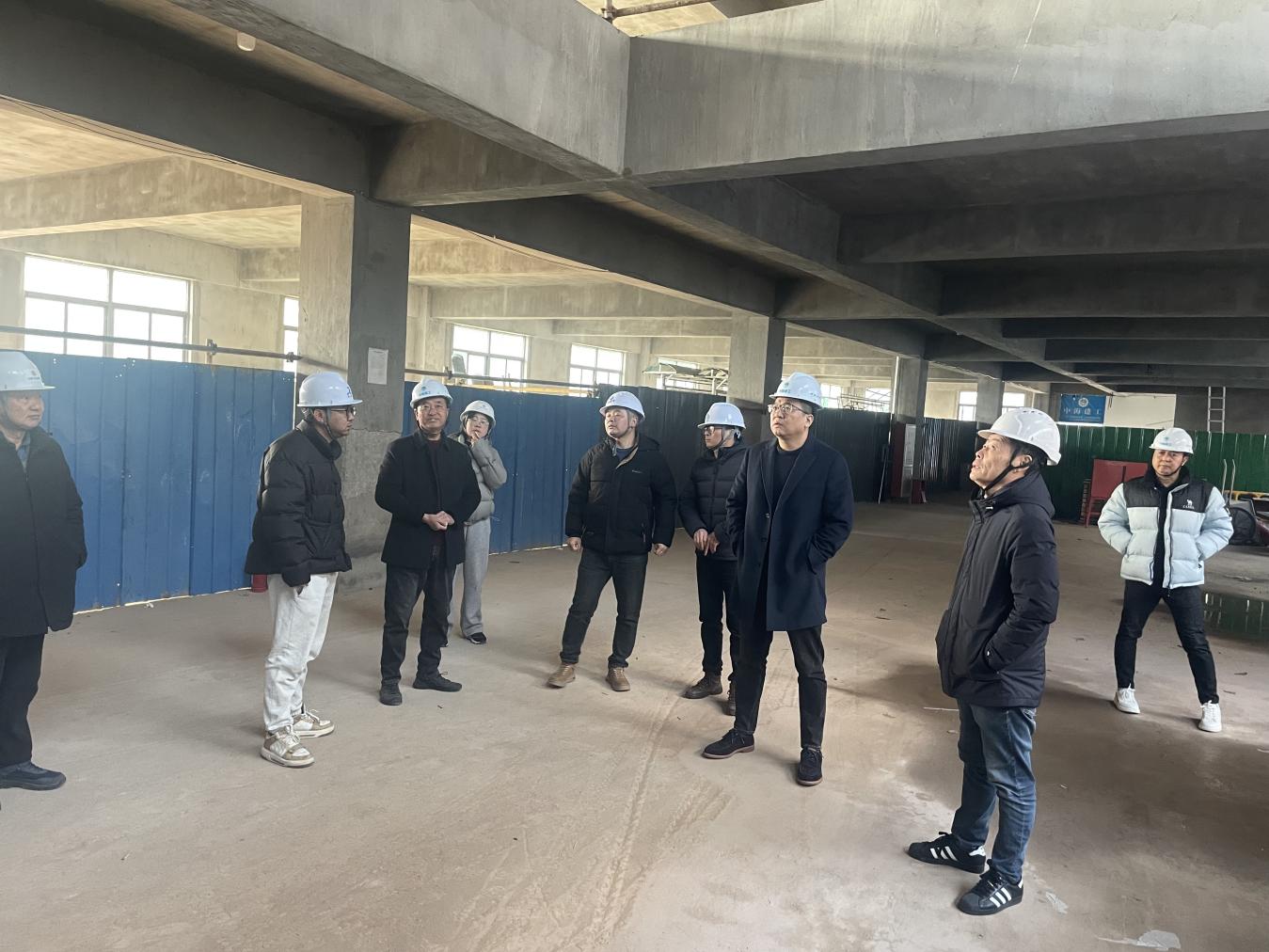 搶抓開局  全力以“復(fù)”  助力項(xiàng)目開門紅——區(qū)國投集團(tuán)督查重點(diǎn)項(xiàng)目復(fù)工復(fù)產(chǎn)情況