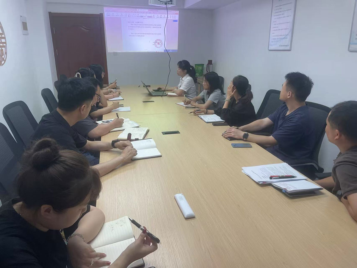 筑牢集團(tuán)風(fēng)險(xiǎn)堤壩，護(hù)航公司高質(zhì)量發(fā)展