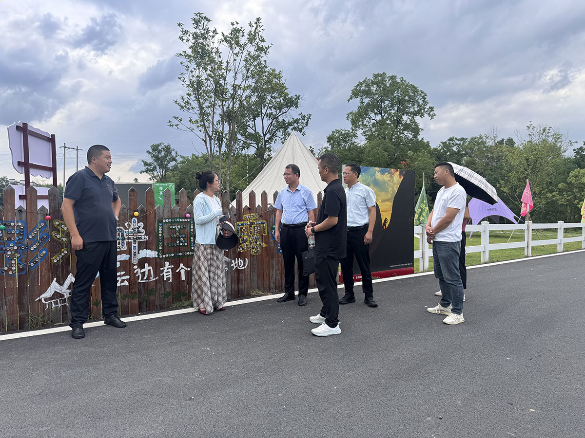 文化為魂，生態(tài)為基——傍霞村鄉(xiāng)村振興特色模式探討